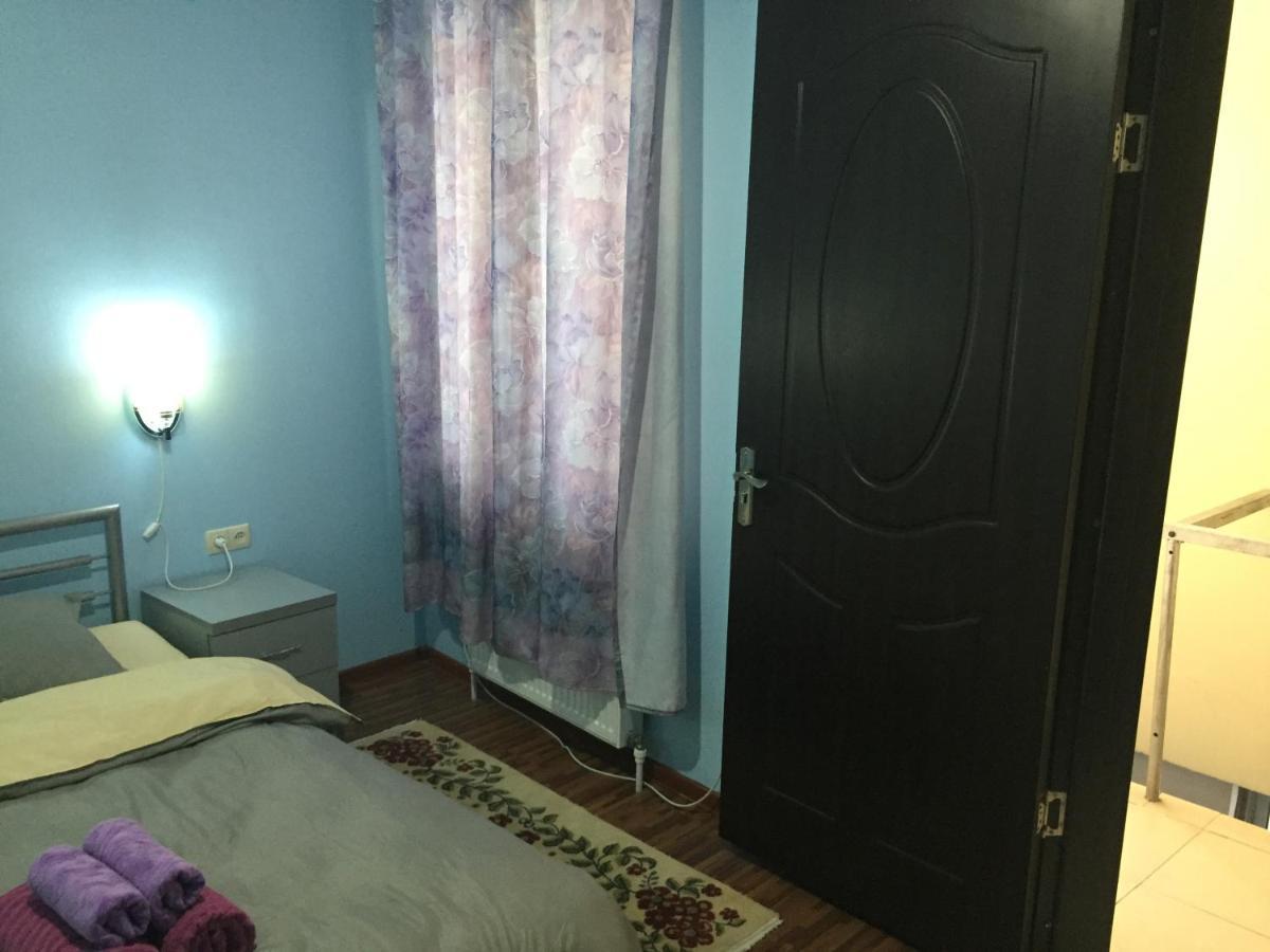 Guest House Medea Kutaisi Bagian luar foto